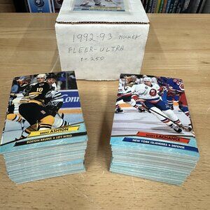 92-93 Fleer Ultra Hockey Complete Series 1 Set #1-250 Gretzky Roy Yzerman +++